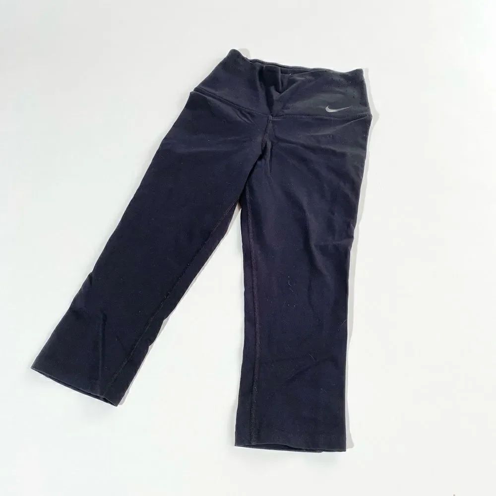 Nike black drifit cropped high waist legging (103)